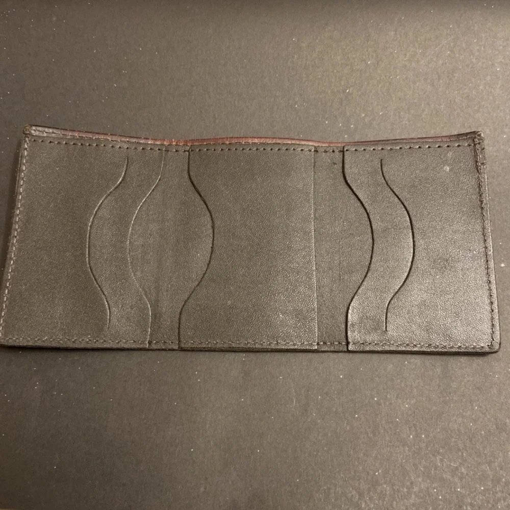 Vintage Washington Commanders Brown Leather  Red Helmet Letters Wallet Tri-Fold - Picture 3 of 4